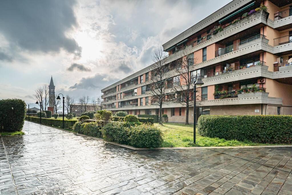 Broletto Park Apartment - Affitti Brevi Italia เลคโค ภายนอก รูปภาพ