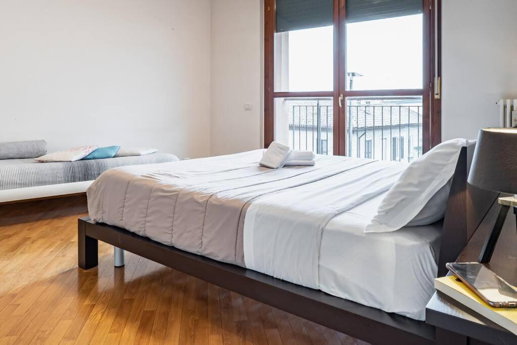 Broletto Park Apartment - Affitti Brevi Italia เลคโค ภายนอก รูปภาพ