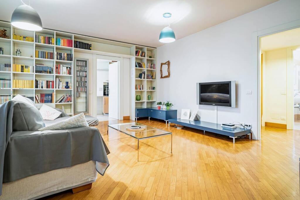 Broletto Park Apartment - Affitti Brevi Italia เลคโค ภายนอก รูปภาพ